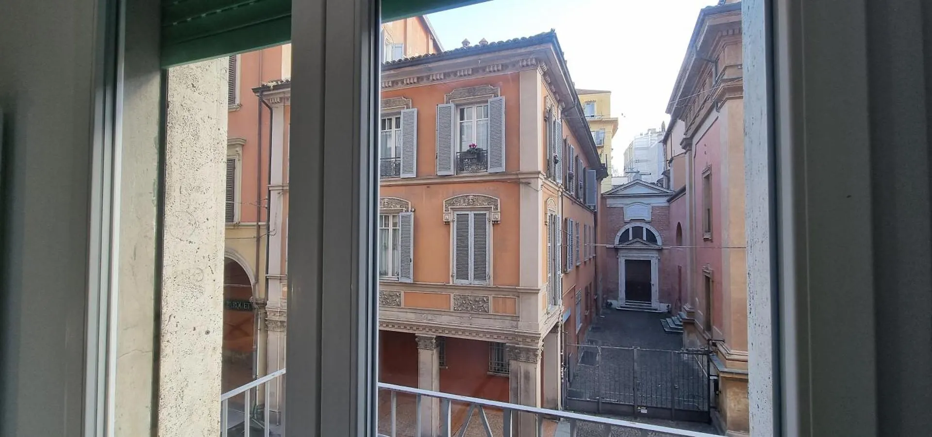 Via Galliera Apartments Bologna
